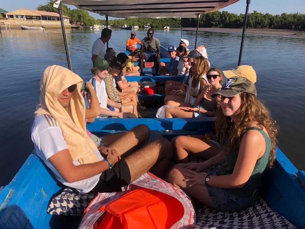 Sortie en pirogue dans les bolongs — Campement Diamoral, Basse Casamance